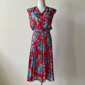 Sears 70s Vintage Floral Pleats Dress W183