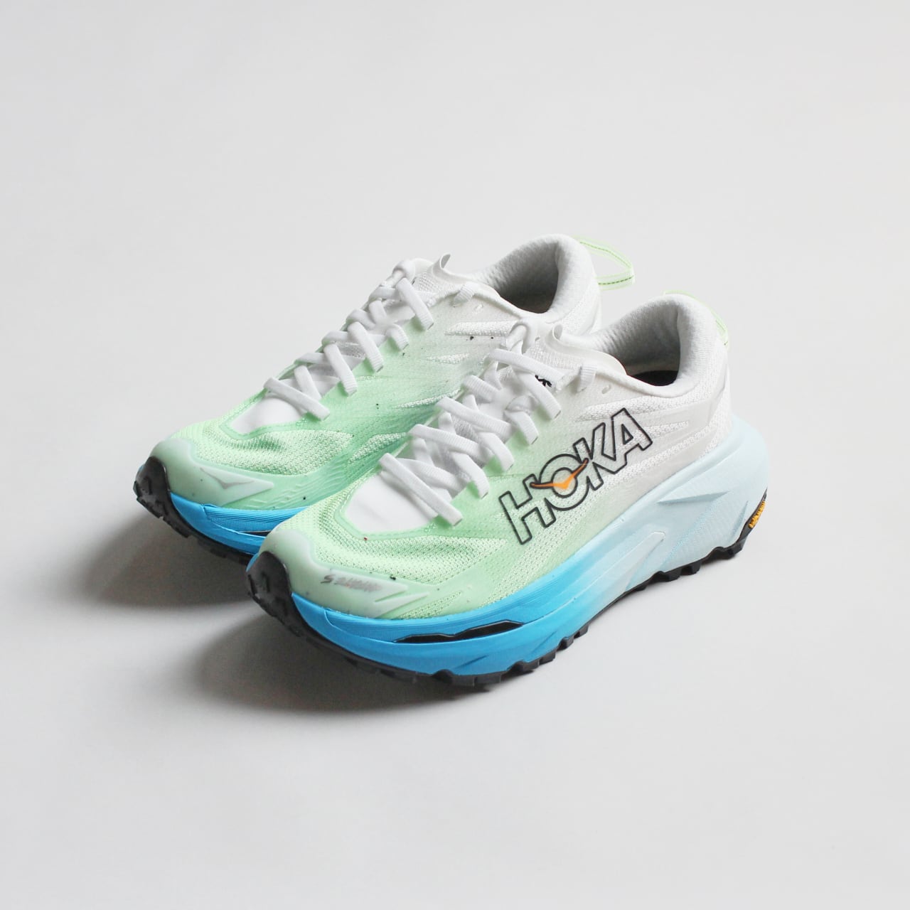 HOKA | unite(ユニテ ）