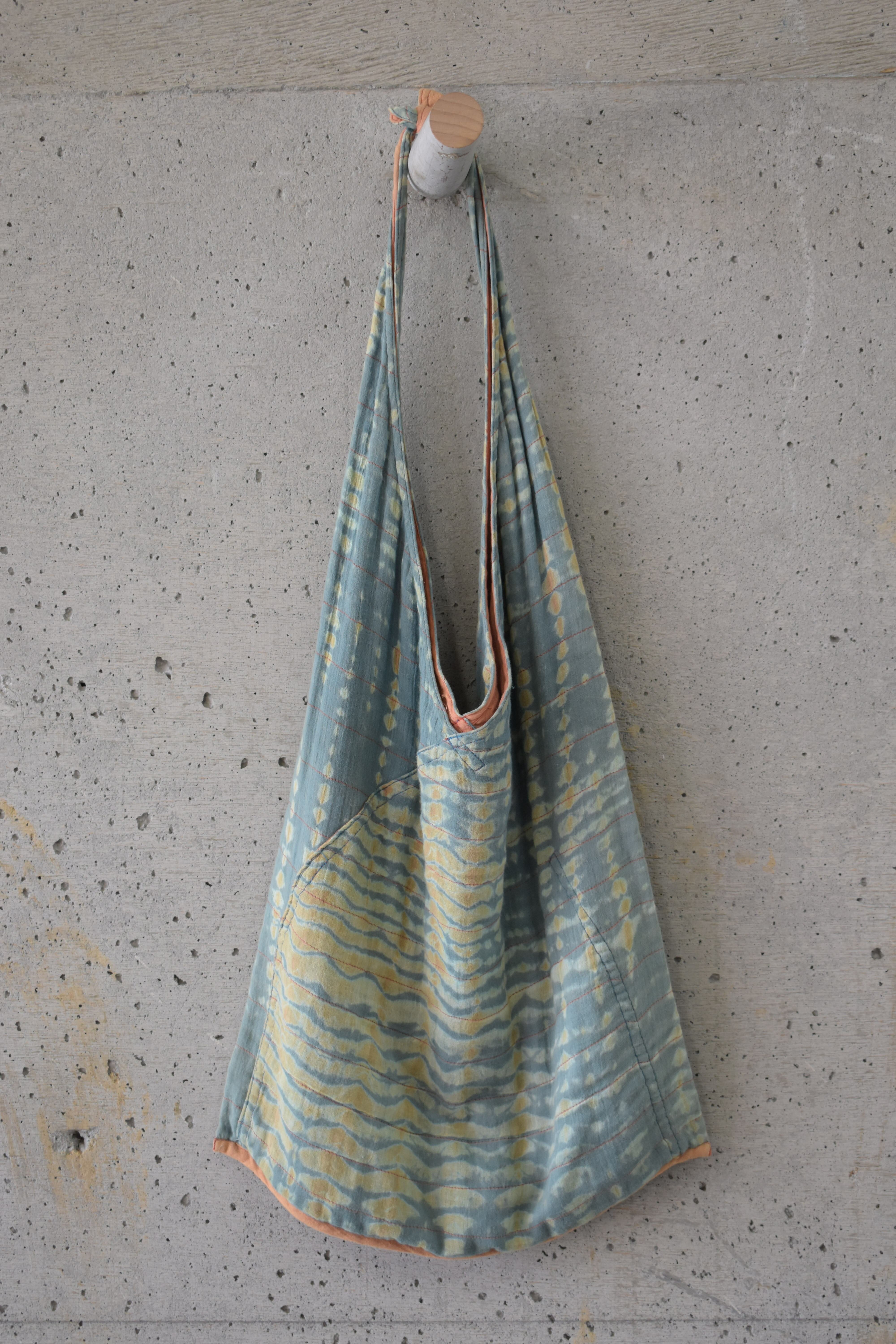 Watercolor-style patterned bag