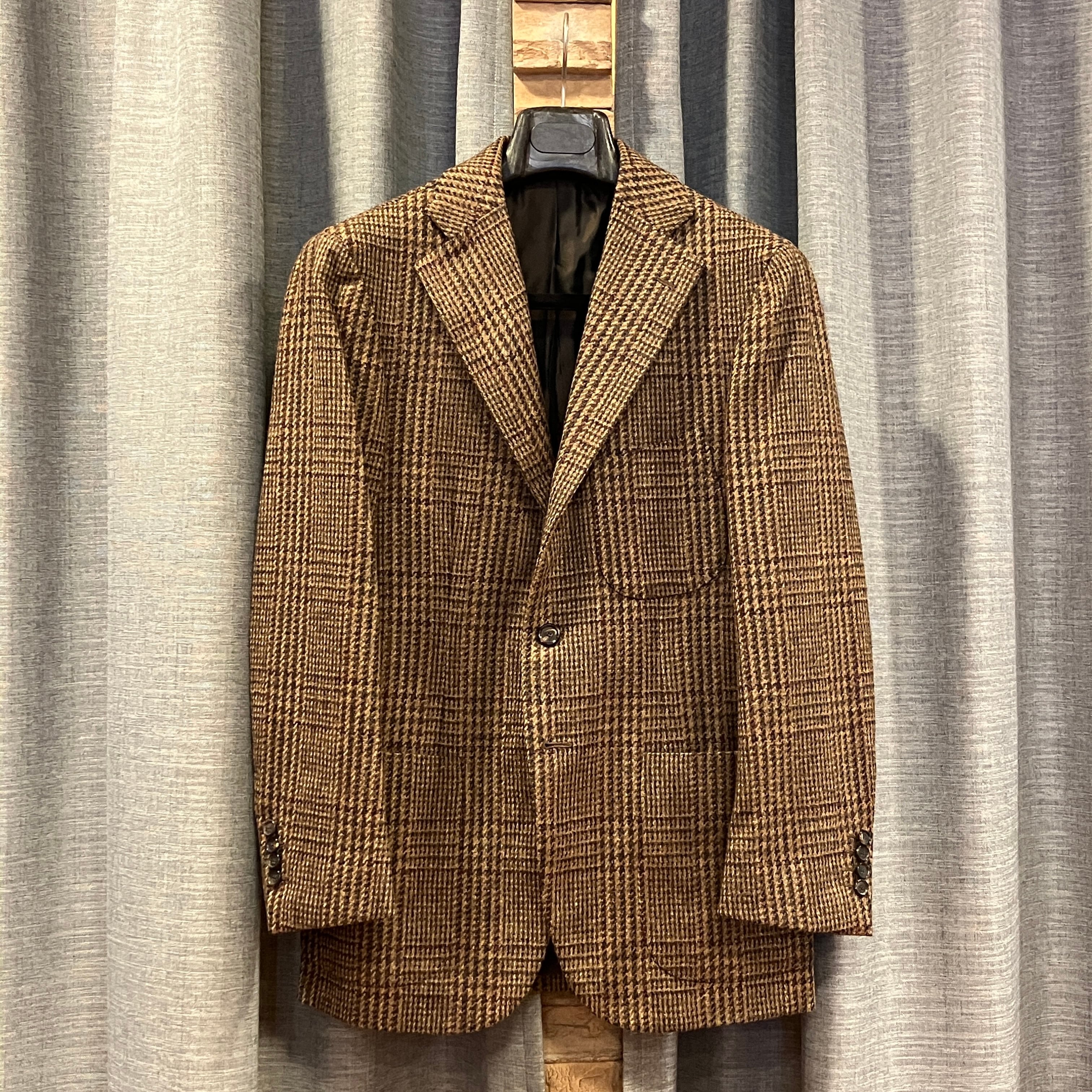 Sartoria Amato ,dalcuoreジャケット 以前ナポリのサルトリア＜DALCUORE＞でオーダーしたグレン