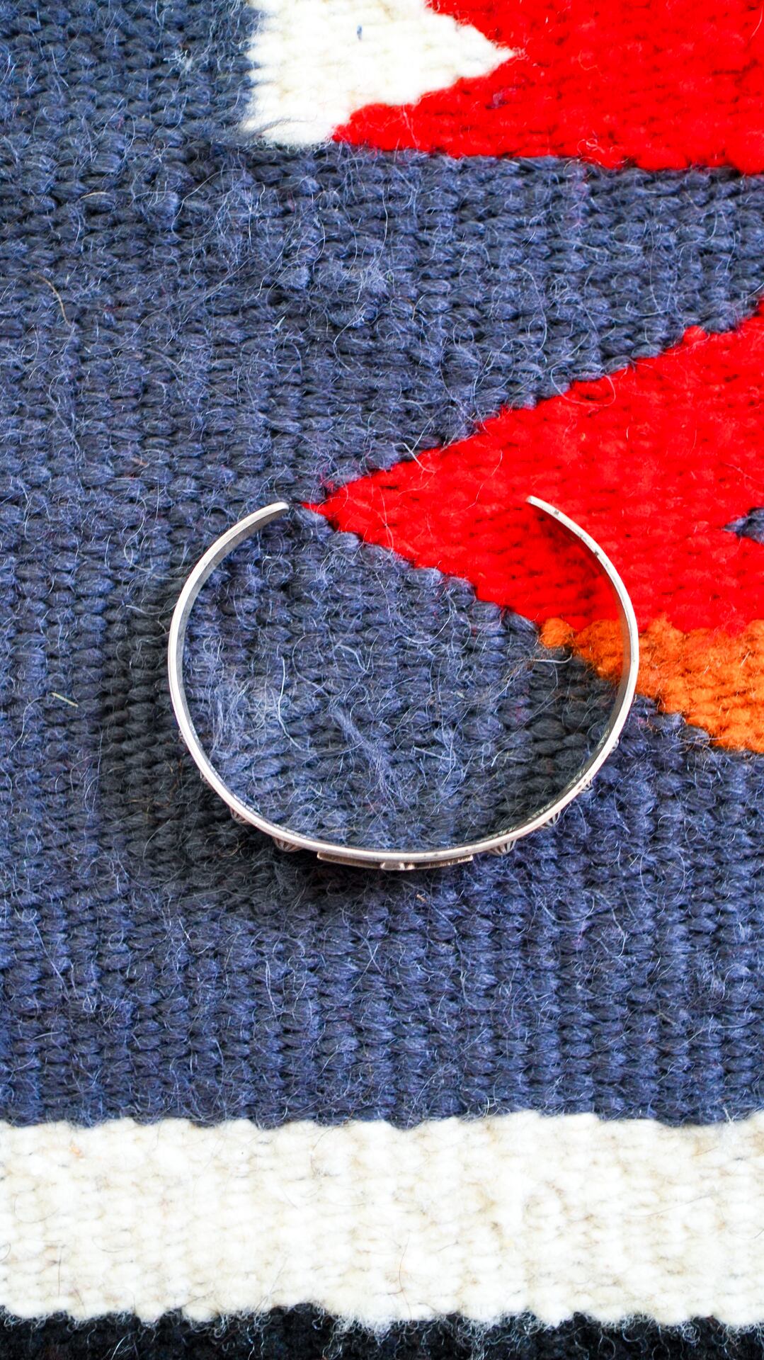 リポウズバングル 楽天市場】＜10mm幅＞【 スタンプリポウズシルバーバングル