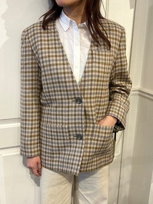 GIVENCHY/ vintage beige check collarless  jacket.