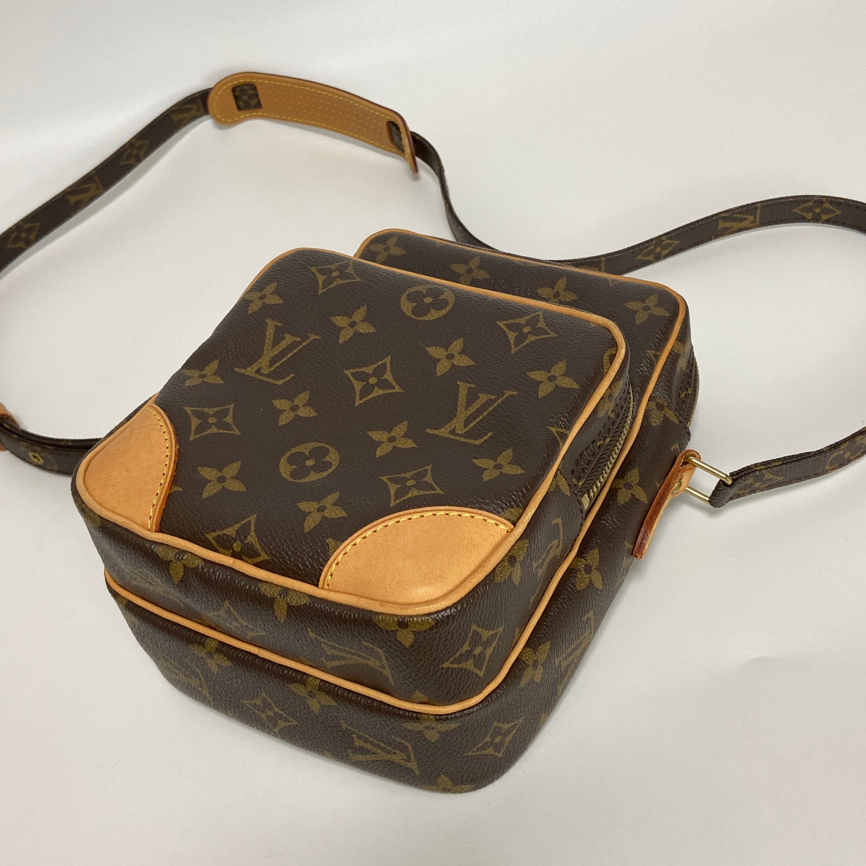 LOUIS VUITTON ルイ・ヴィトン モノグラム アマゾン ショルダーバッグ