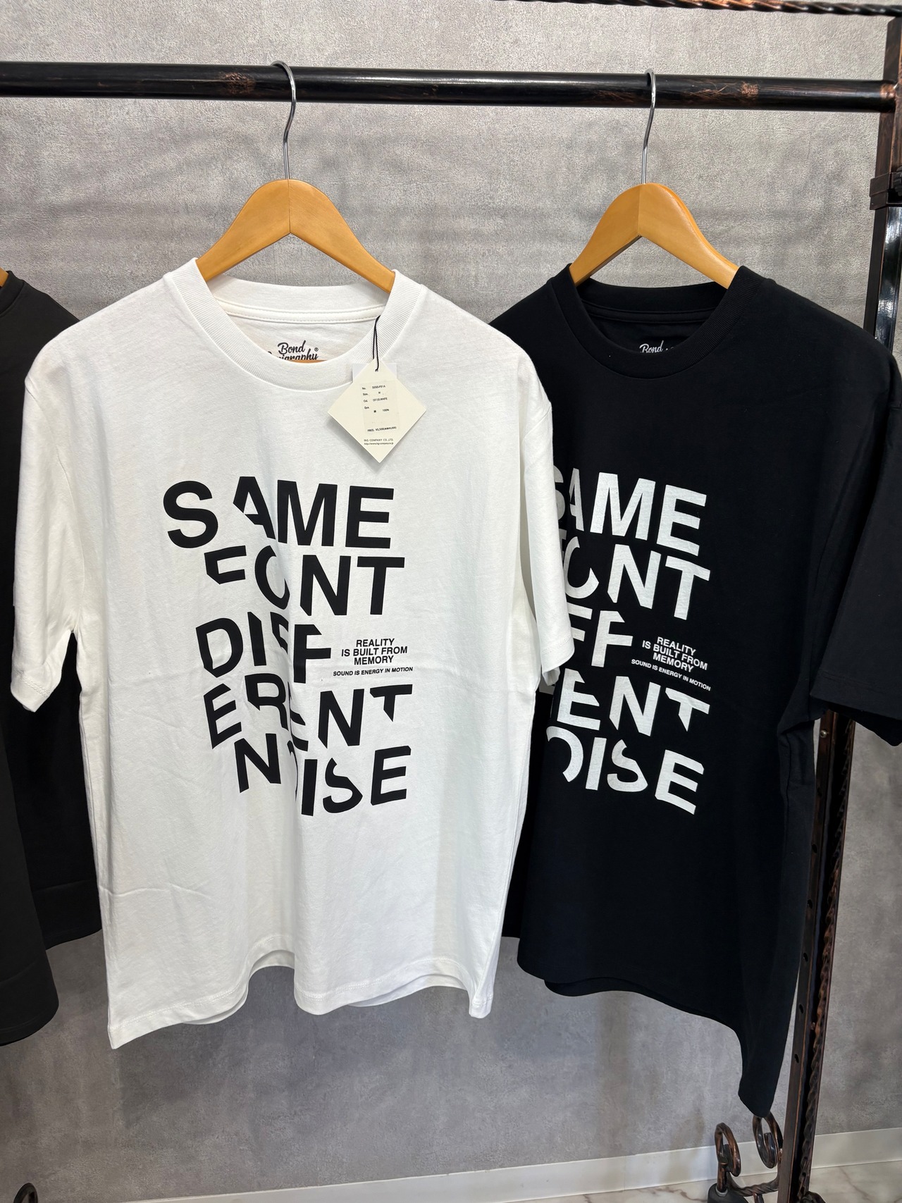 ：DUAL voice ビッグロゴTシャツ　p31A