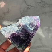 人気のブルーフローライト2*フリーフォーム*ちょっと変わったタワー*天然石インテリア*パワーストーン*置き物