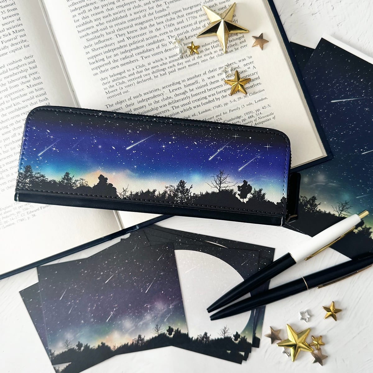 【激レア】月の夜星の朝　全巻セット+ペンダント+ペンケース+ミニバッグ 激レア】月の夜星の朝 全巻セット+ペンダント+ペンケース+ミニバッグ