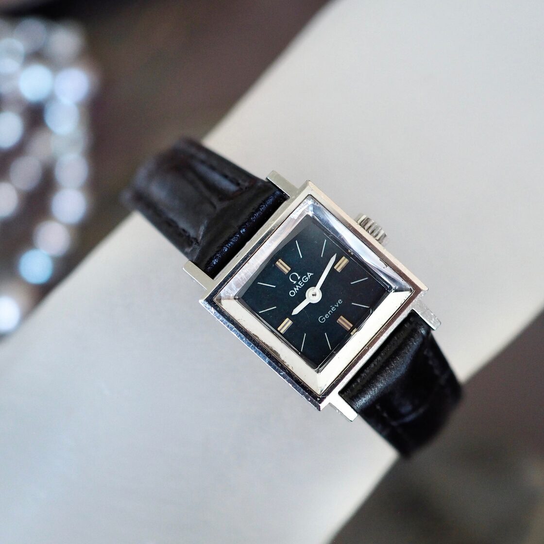 OMEGA オメガ Geneve ネイビー カットガラス ドレスウォッチ 