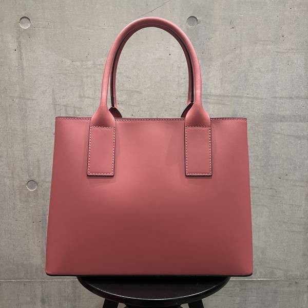 牛革 スムースレザー ショルダーストラップ付 横型バッグ 2Way仕様