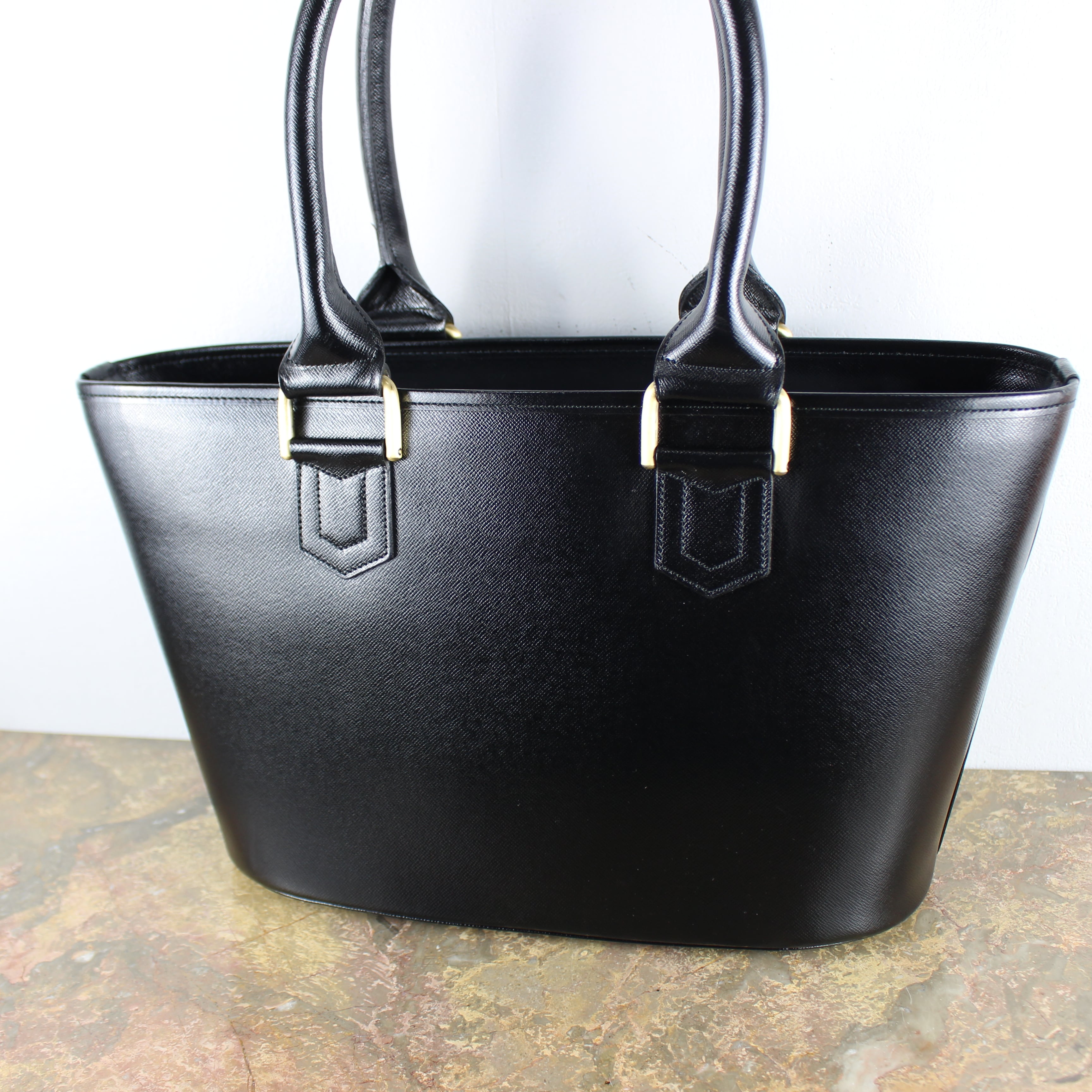 BURBERRY LOGO LEATHER TOTE BAG/バーバリーロゴレザートートバッグ