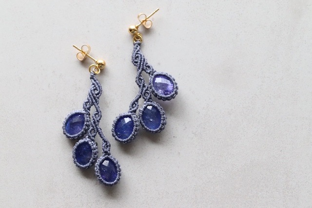 [Tanzanite] earrings