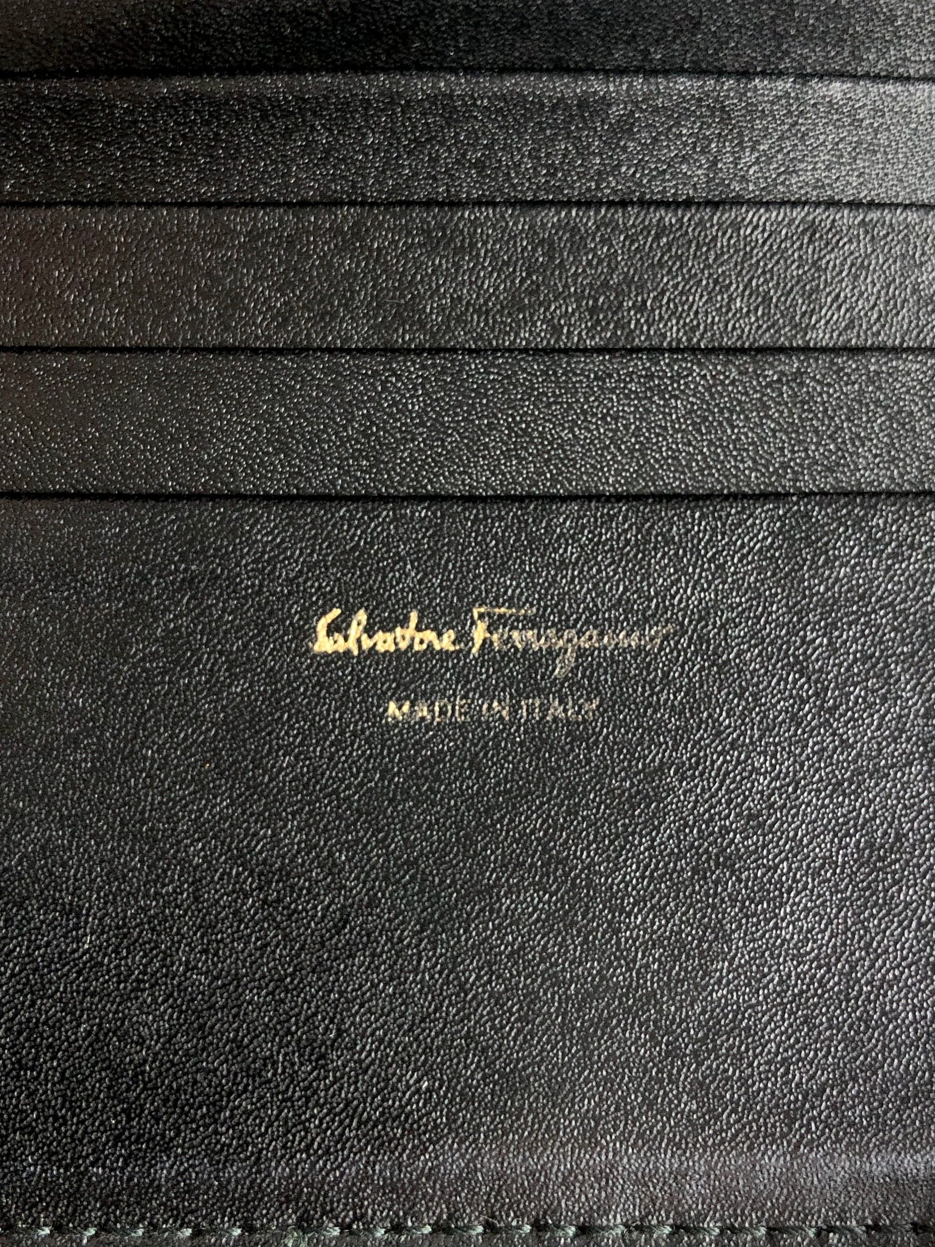 Salvatore Ferragamo サルヴァトーレ フェラガモ 財布 ブラック