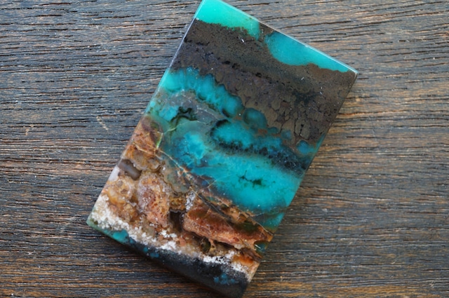 インドネシア産ブルーペトリファイドウッド Blue Opalized Petrified Wood 1975