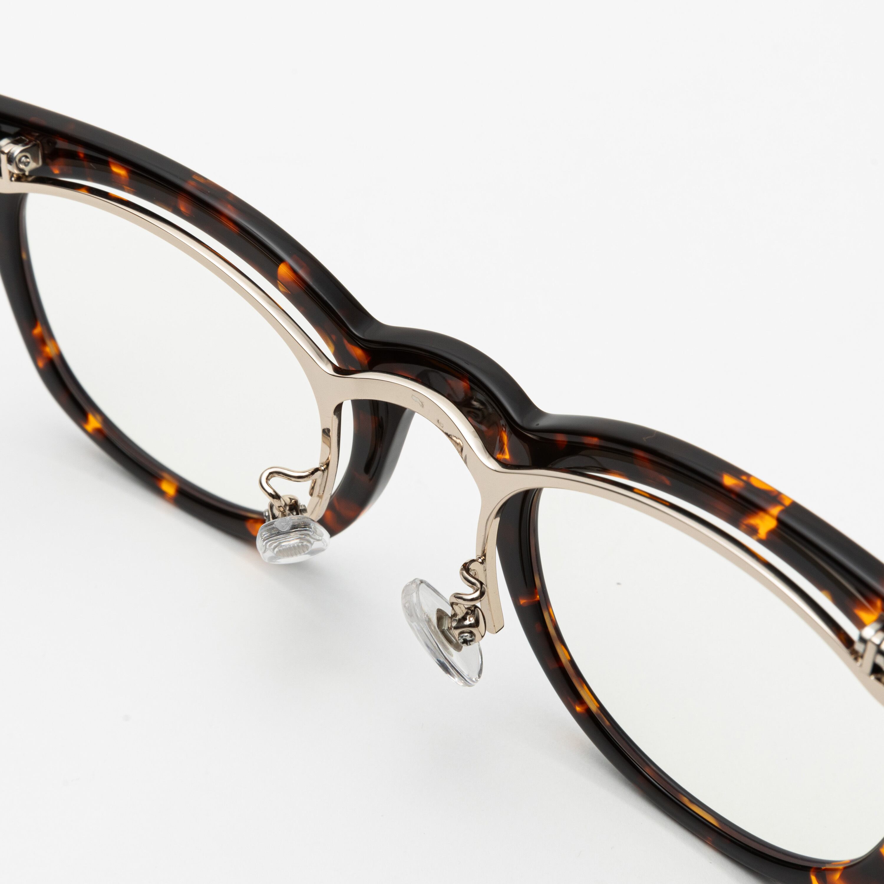 meanswhile Flip-up Transition Color Glasses “Neutral Color” 【DEMI