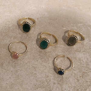 Gemstone ring / small