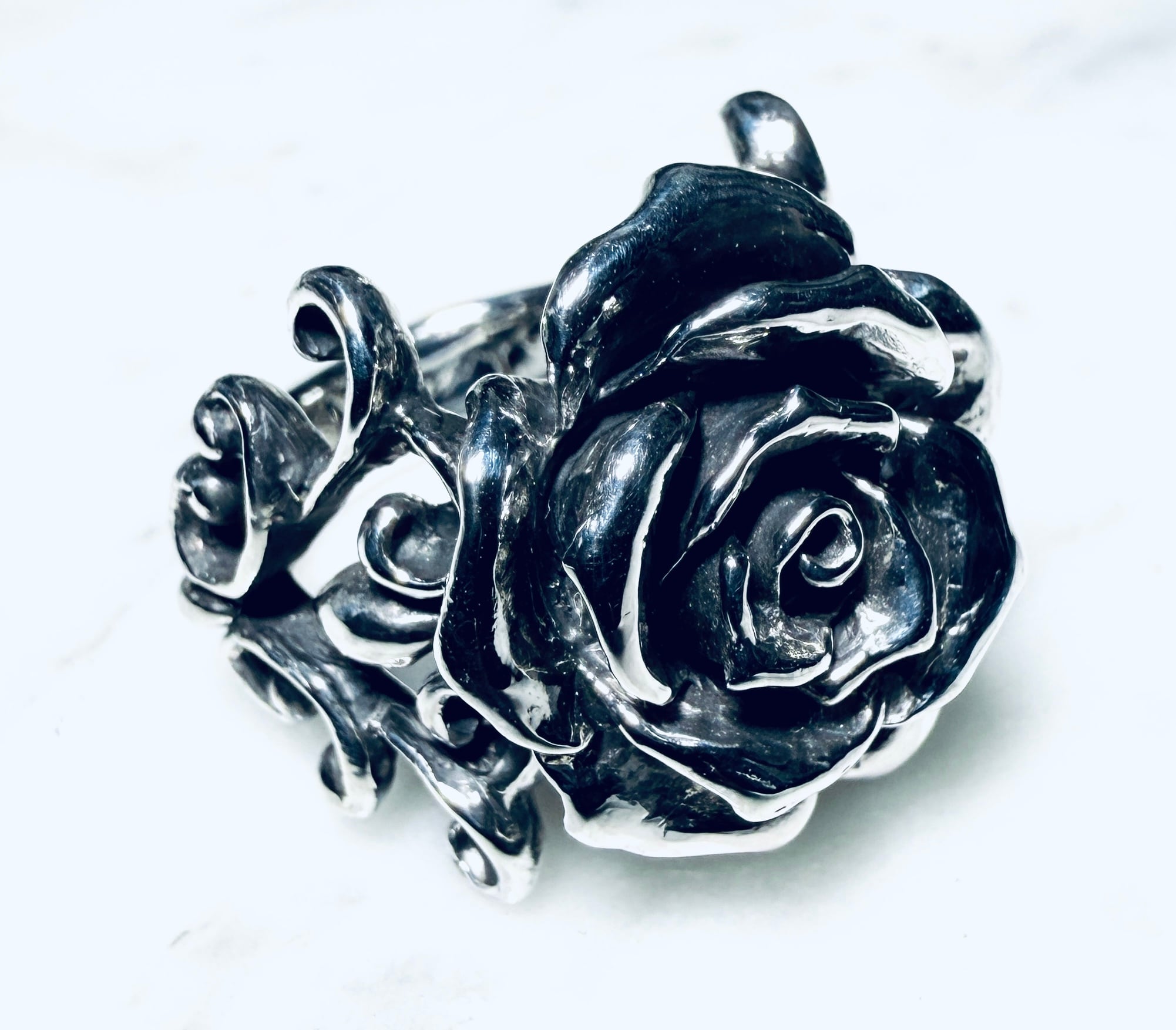 Elan Vital by BLUE ROSE KIYO | BLUE ROSE