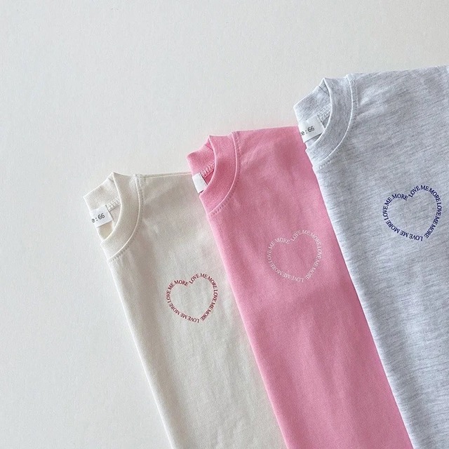 【取寄】LOVE ME MOREのハートロゴが可愛すぎるシンプルセットアップ