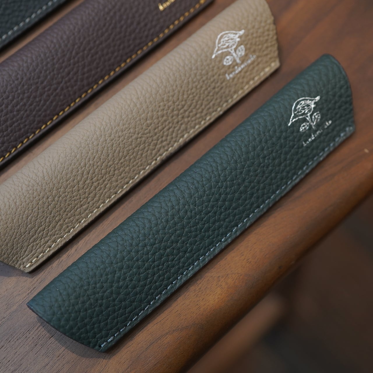 カンダミサコ 筒型1本挿しペンシース（万年筆ケース） その1 | CIRCLE