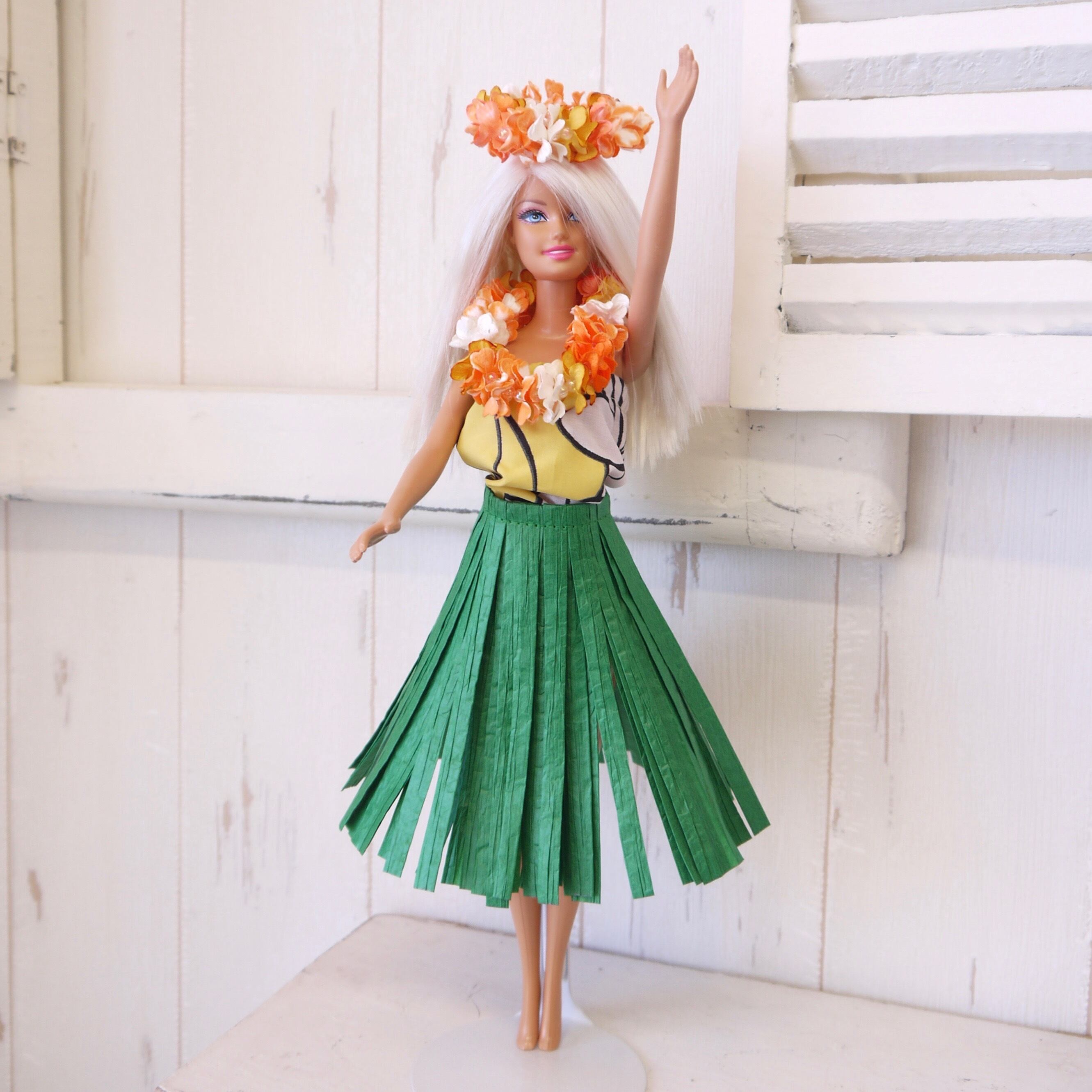 ★ハワイ直輸入★ハワイアン バービー コスチューム★イエローハワイアン柄トップス&タヒチアンスカート&ハク&レイ付き<2>