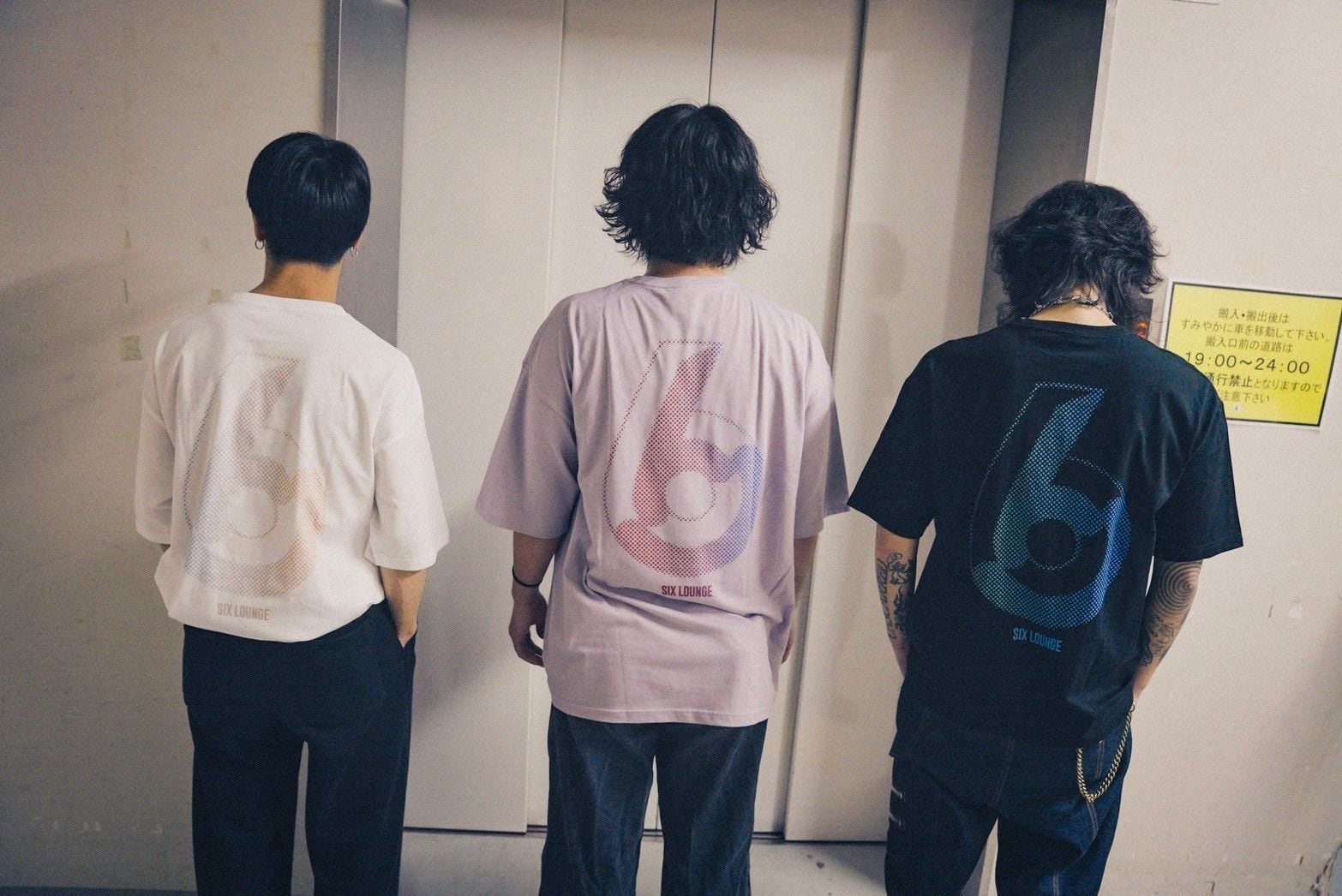 アウトレットセール】グラフィック6T | SIX LOUNGE OFFICIAL GOODS