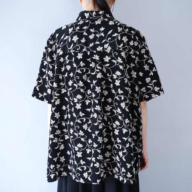 "花柄" black base fly-front double flap pocket design h/s shirt