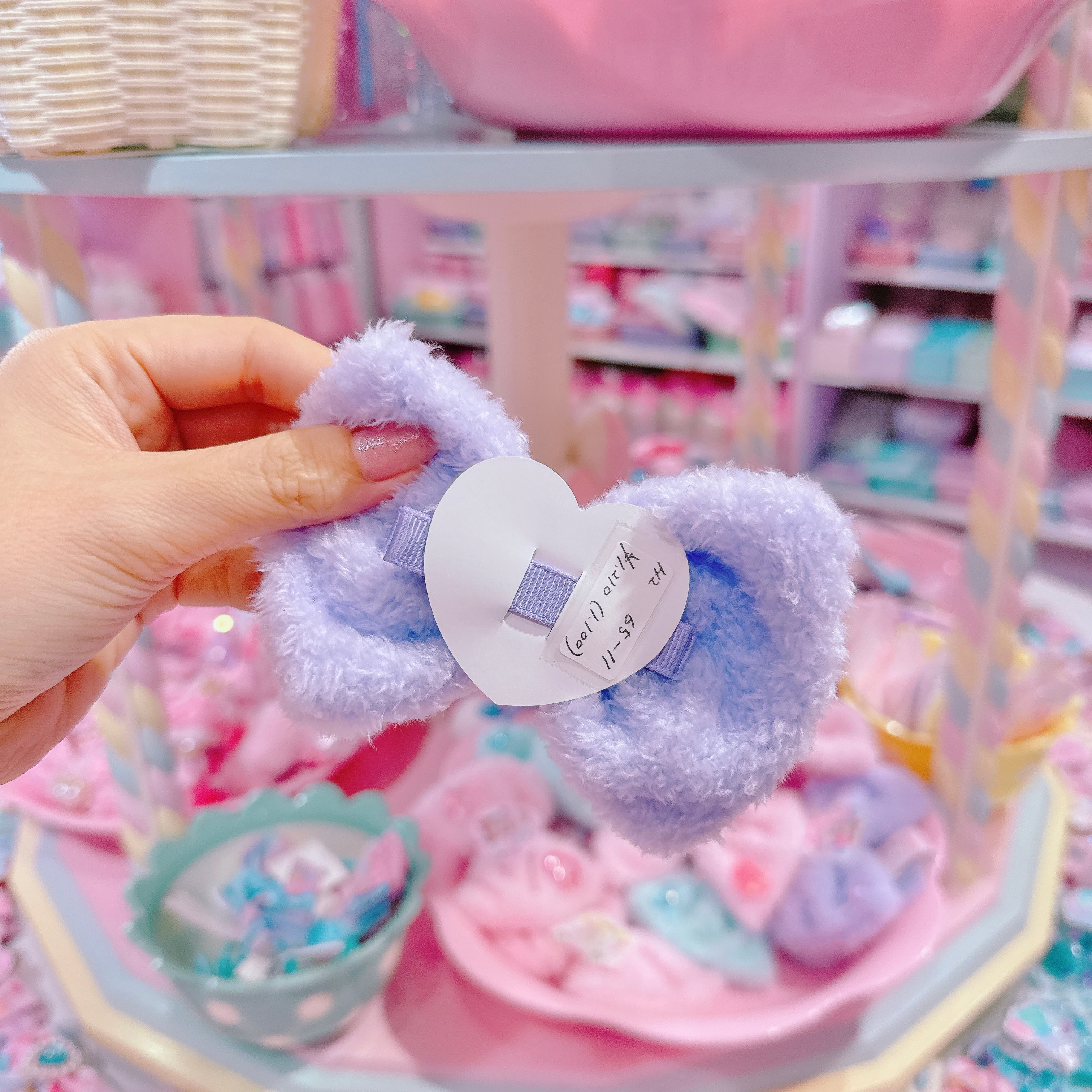 【H2】65-11ファーヘアクリップ