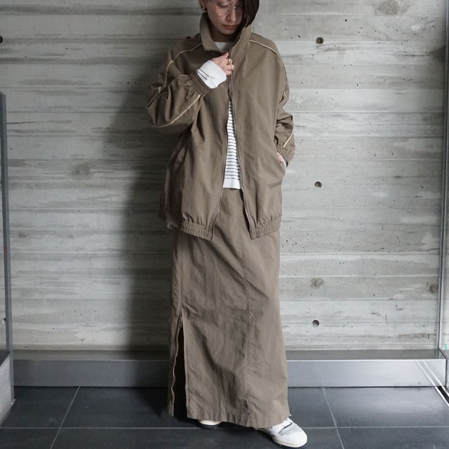 ルーズストレートスカート