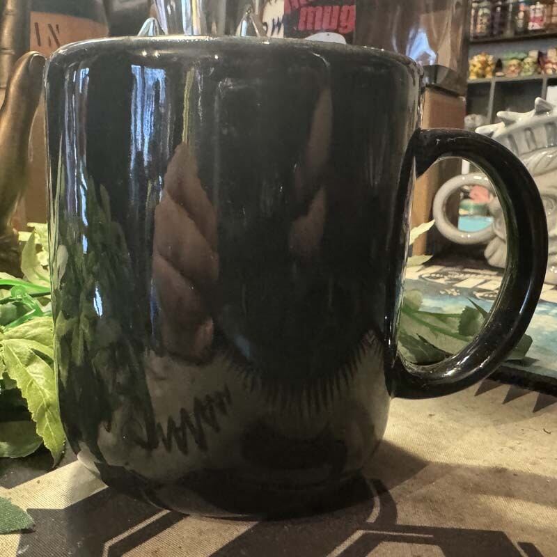 オモシロ系の陶器製のマグカップ 13日の金曜日のジェイソン