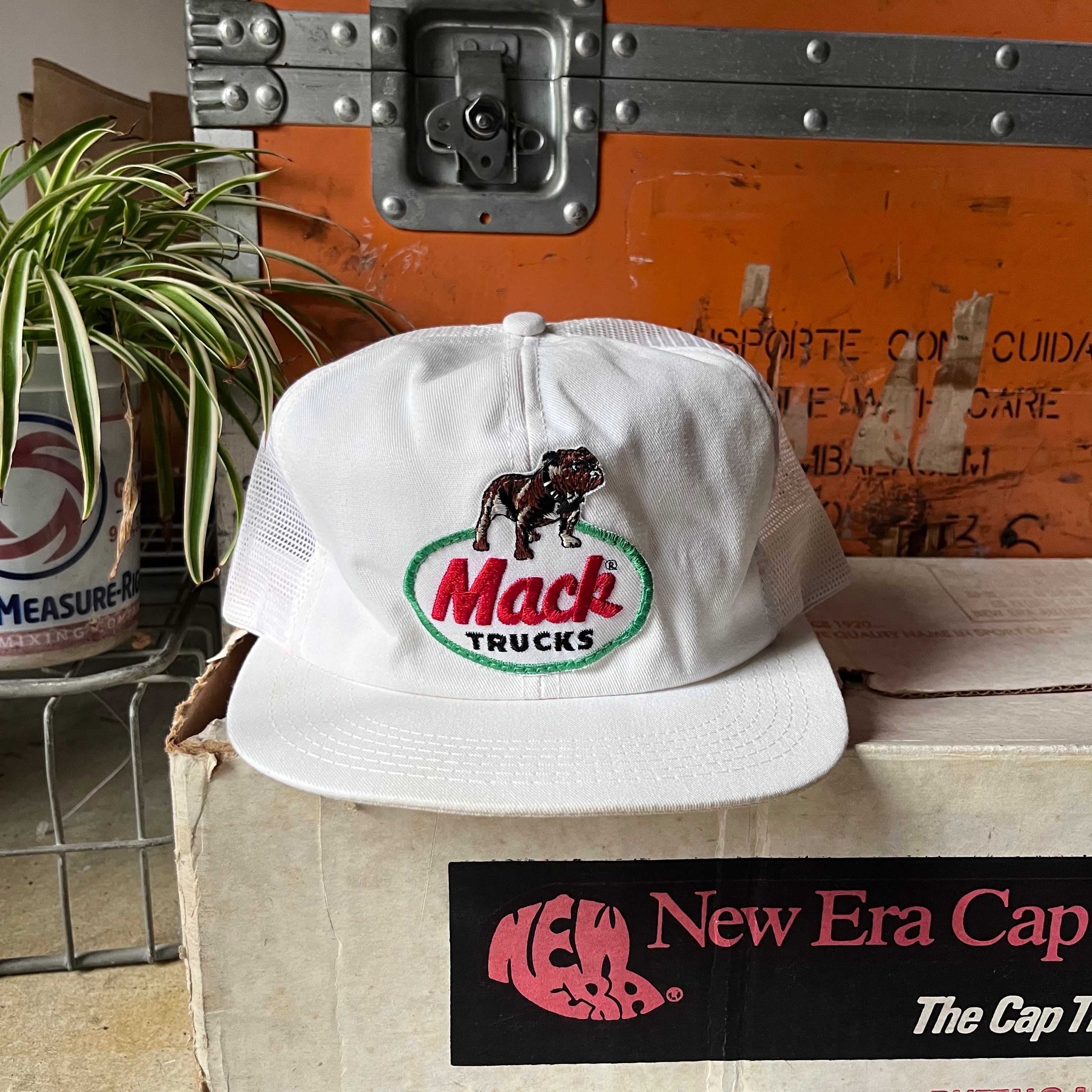 DEADSTOCK K-Products Inc."Mack Trucks" Trucker Hat/ White