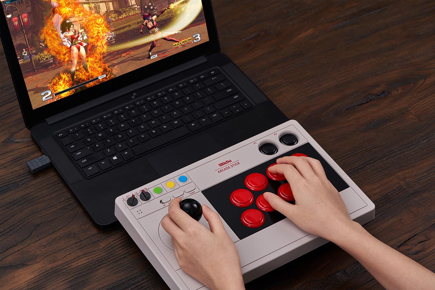 8Bitdo Bluetooth アーケードスティック for Switch & Windows