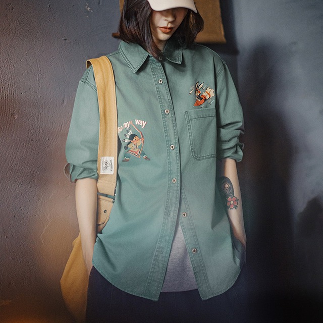 Retro Green Embroidered Print Blouse / レトロ グリーン エンブロイダリー プリント ブラウス