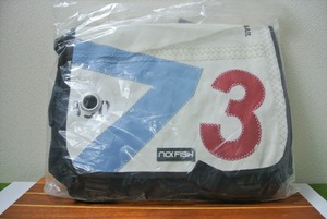 NOFISH　ワンデザイン　帆布　ショルダーバッグ　M　（ナンバーモデル　７、３ ）