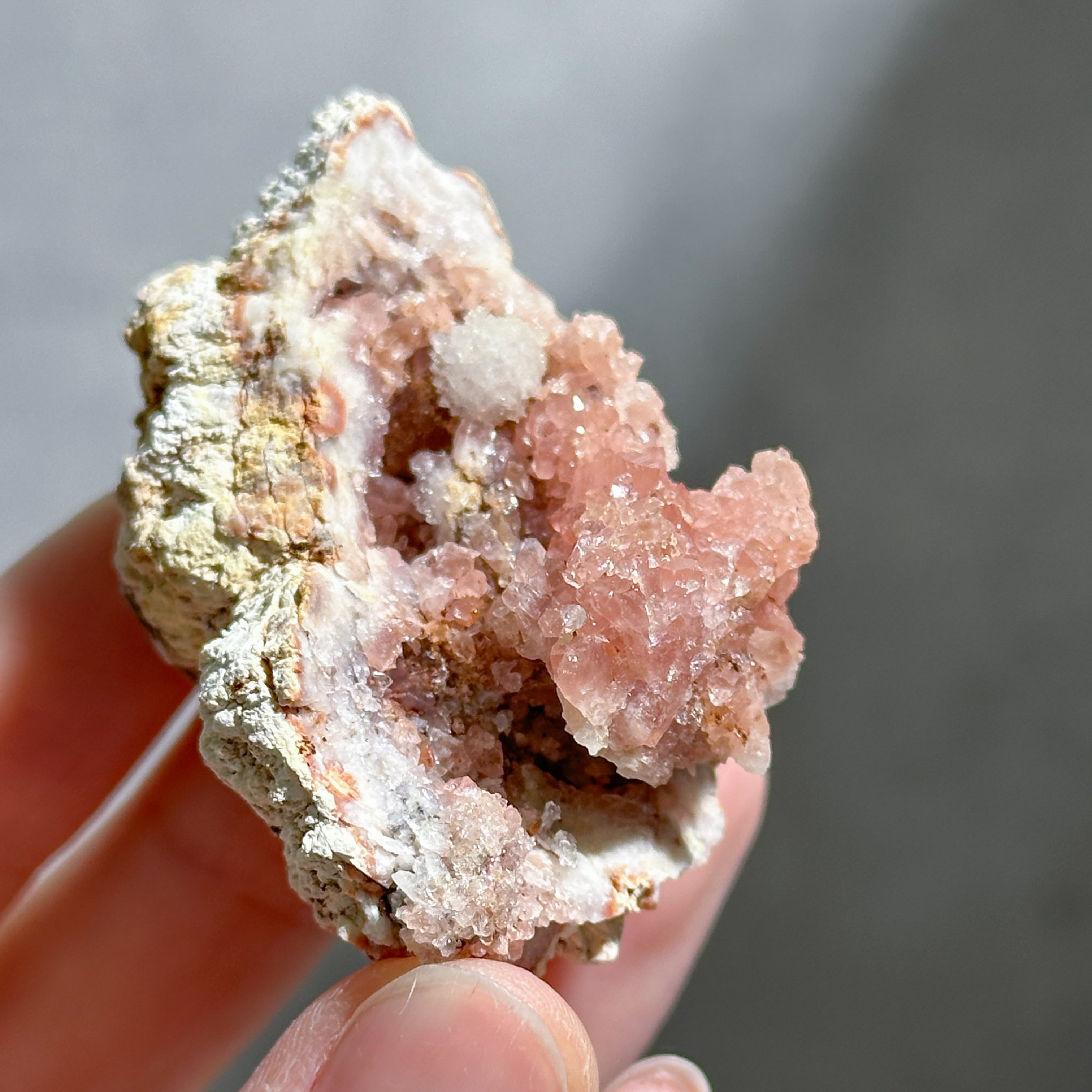 ピンクアメジスト 原石／ジオード31◇ Pink Amethyst Geode ◇天然石