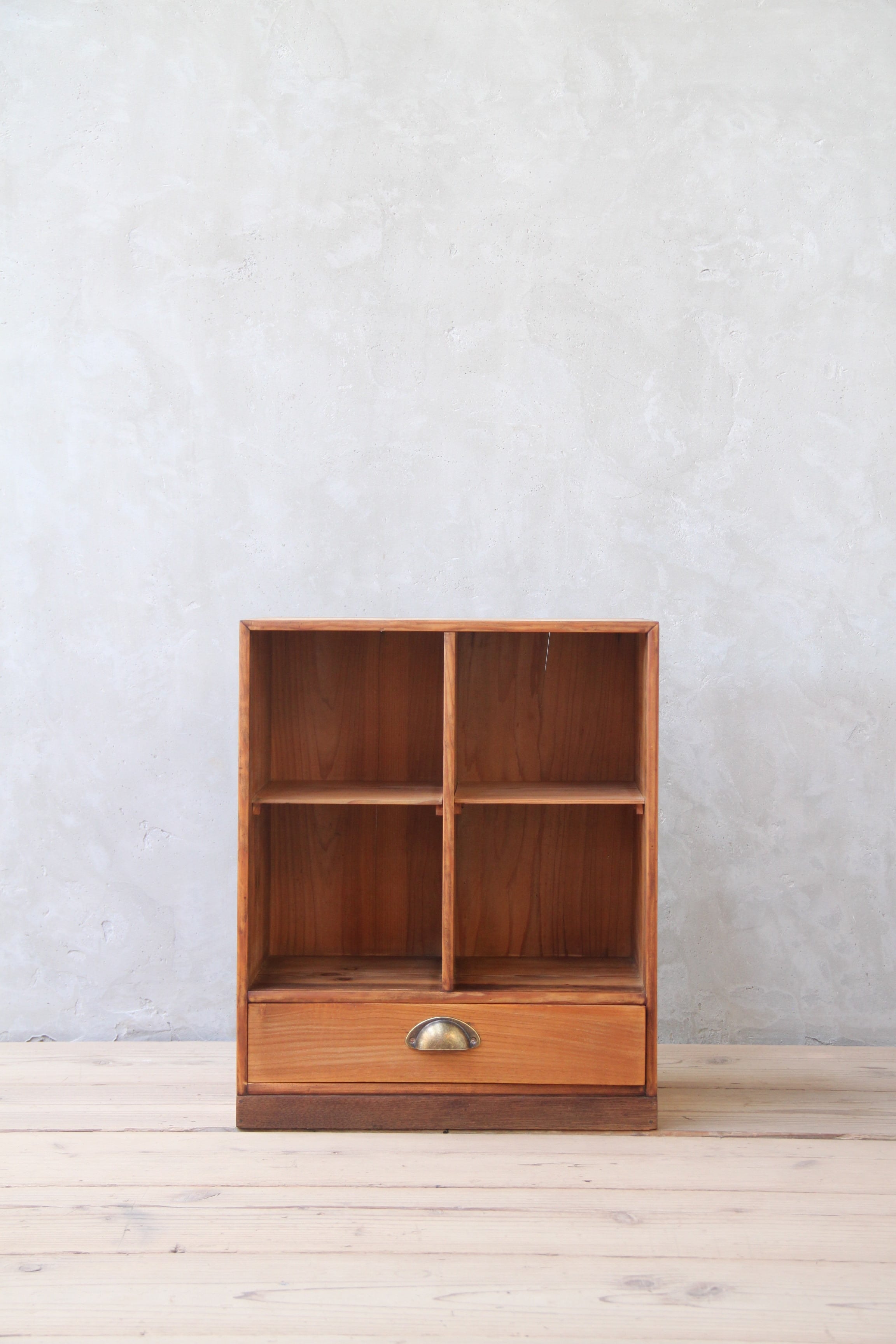 2段のガラスケース 古家具/アンティーク/ガラスケース//収納/ガラス棚