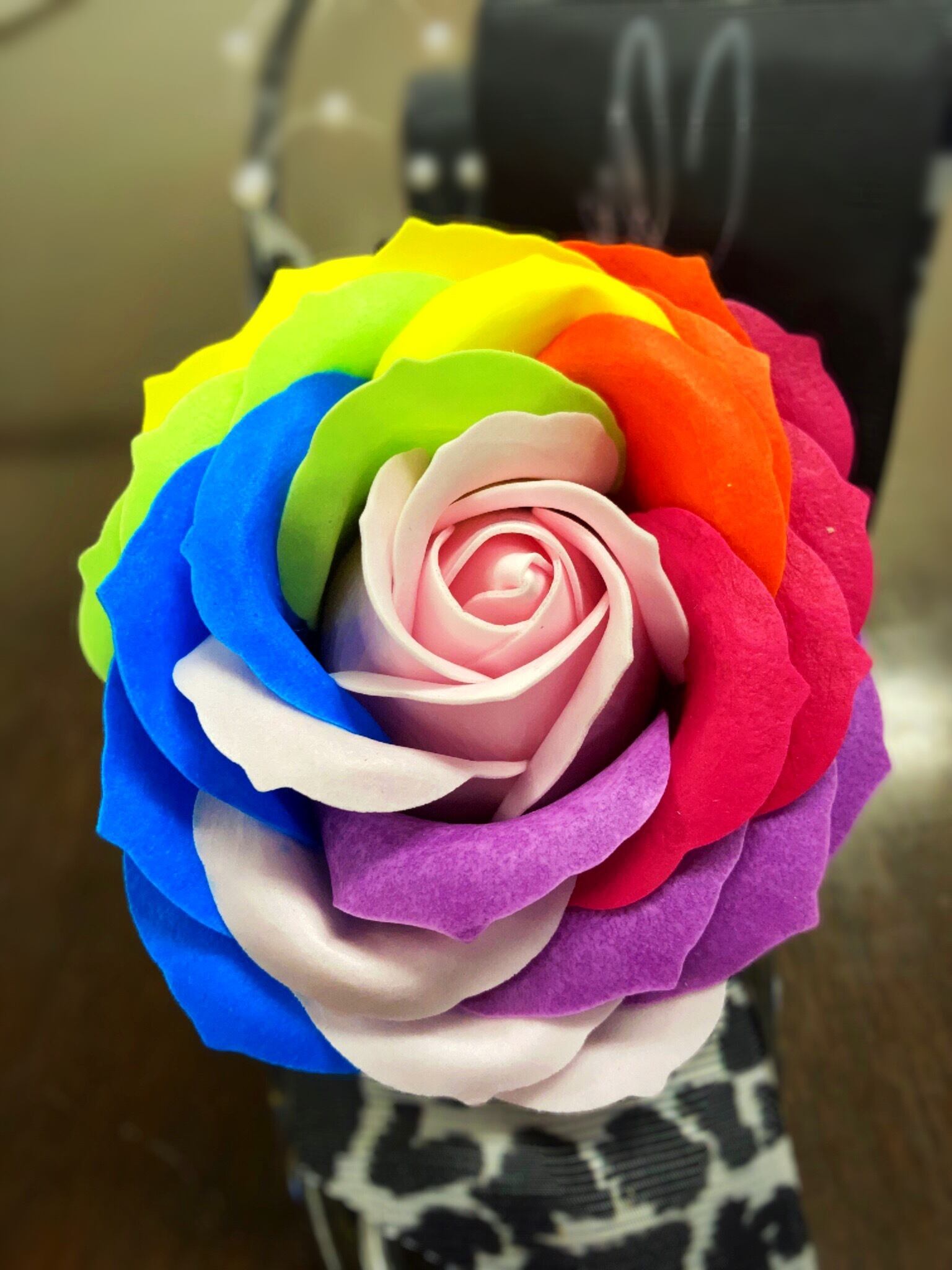 レインボーソープフラワー ヒールアレンジ フラワーギフトのオンラインショップ 花と猫と私 By ハートフラワー