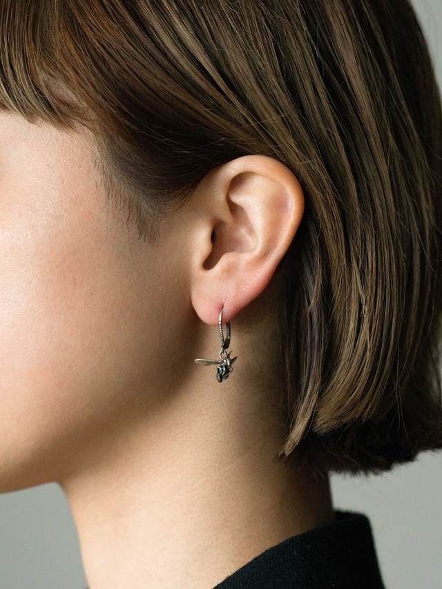 Earrings Bee