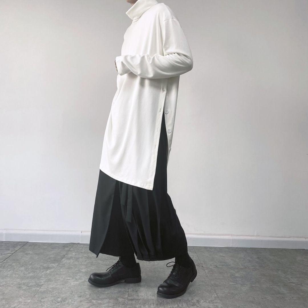 Side slit long undershirt