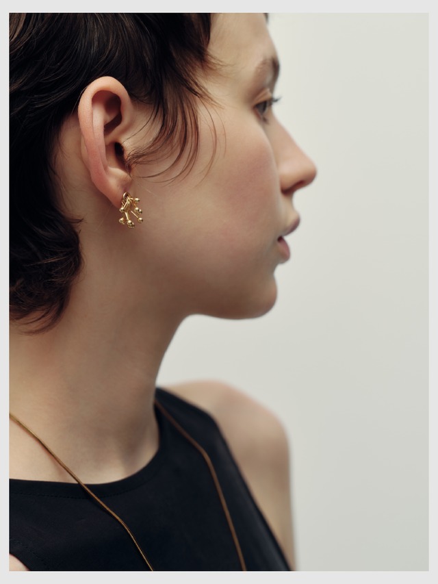 Pierce -Gold/Silver/Black/Matte Black-