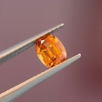 マンダリンガーネット 6.9x5.2mm, 1.25ct, ナイジェリア産