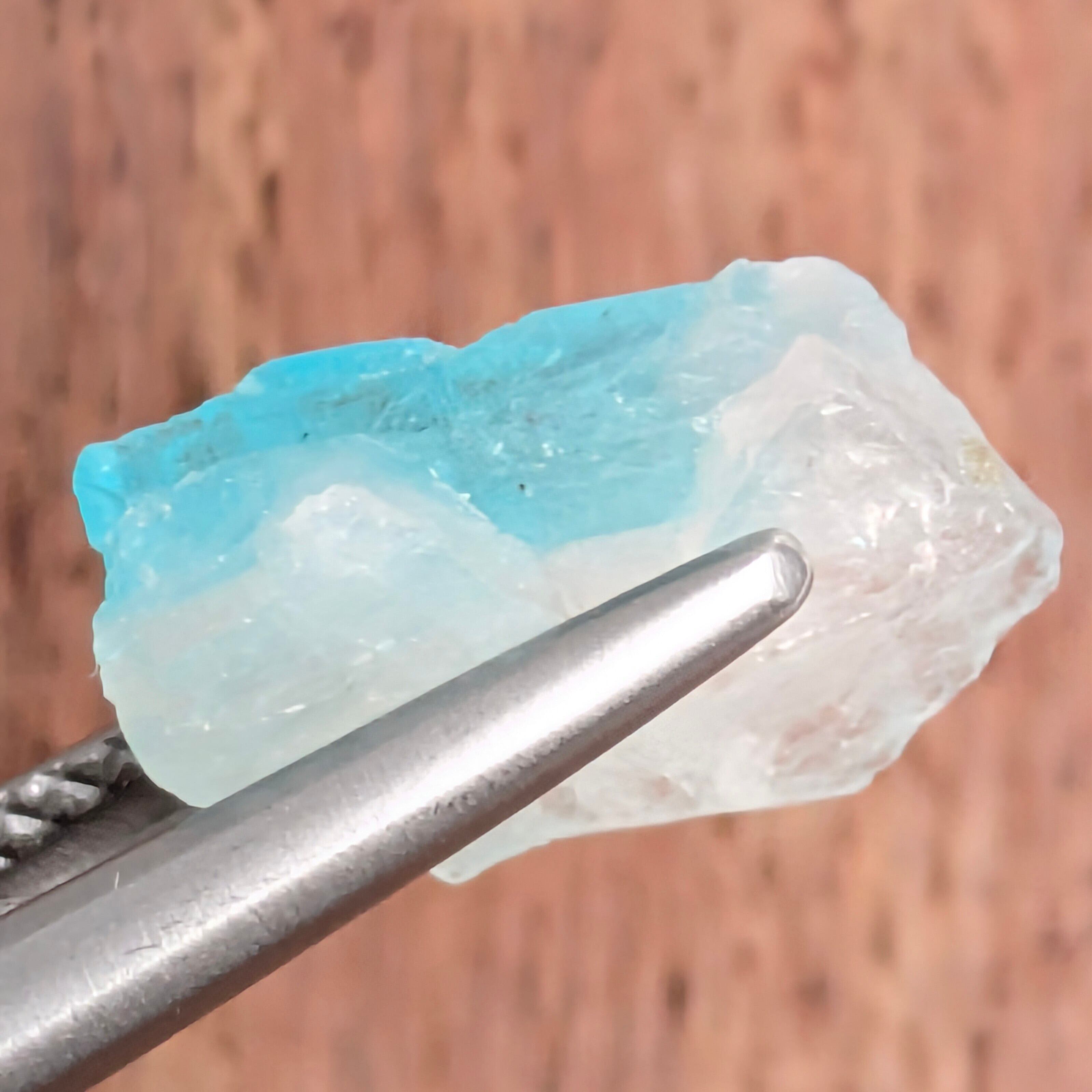 パライバトルマリン原石㉑ パライバトルマリン原石 ブラジル・パレーリャス産【2.3ct】PRO207985