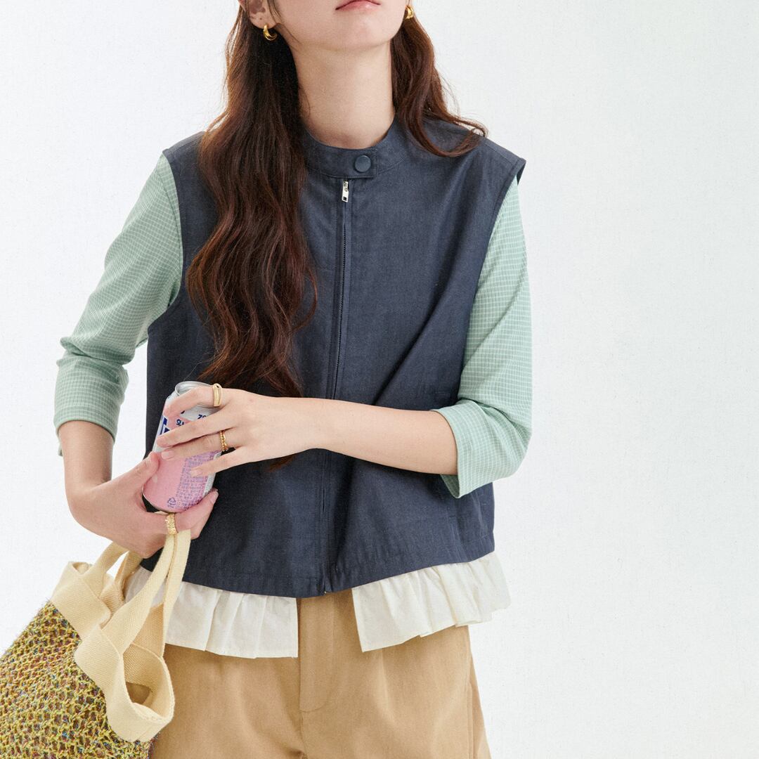 ruffle hem zip vest