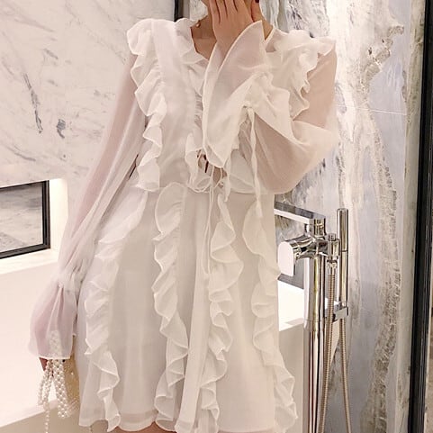 フリル ドレス ワンピース ホワイト 白 女性 レディース かわいい