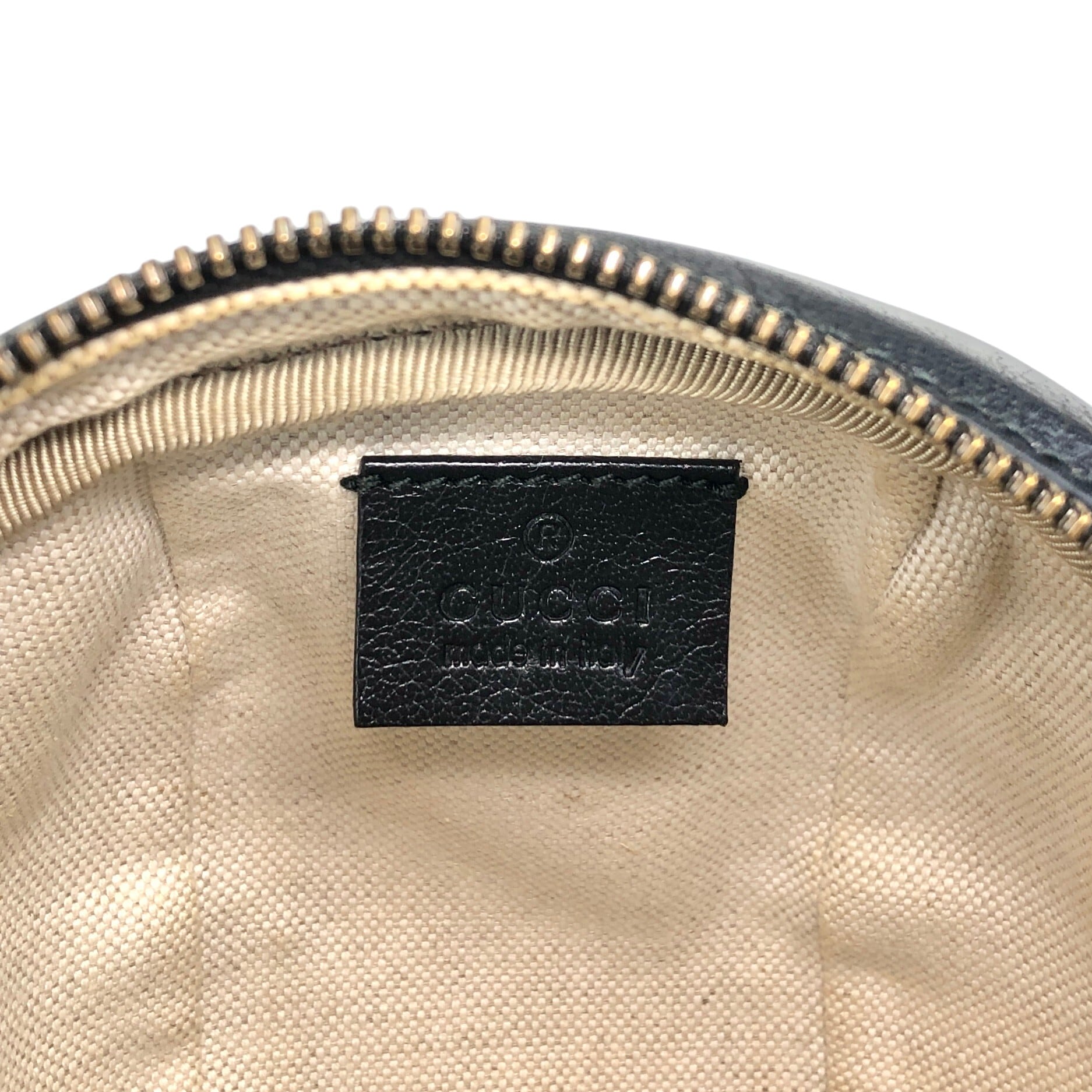 GUCCI グッチ ショルダーバッグ ブラック GGロゴ レザー ラウンド GUCCI グッチ ショルダーバッグ ブラック GGロゴ レザー ラウンド