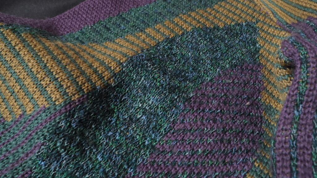 陽炎 - Bewitching aura embbossed art knit