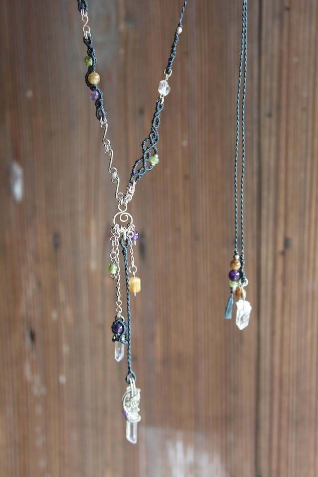 Crystal mix wire wrapping micromacrame necklace