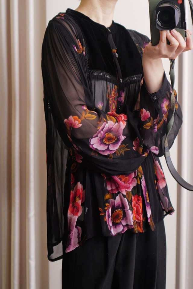 velor sheer print blouse black