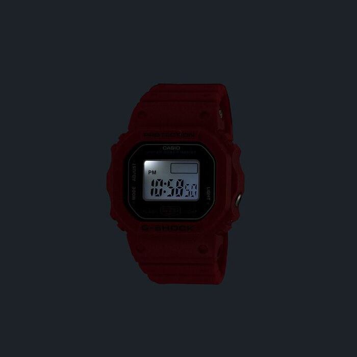 CASIO G-SHOCK nano DWN-5600-4JR レッド 赤 指輪サイズの「G-SHOCK