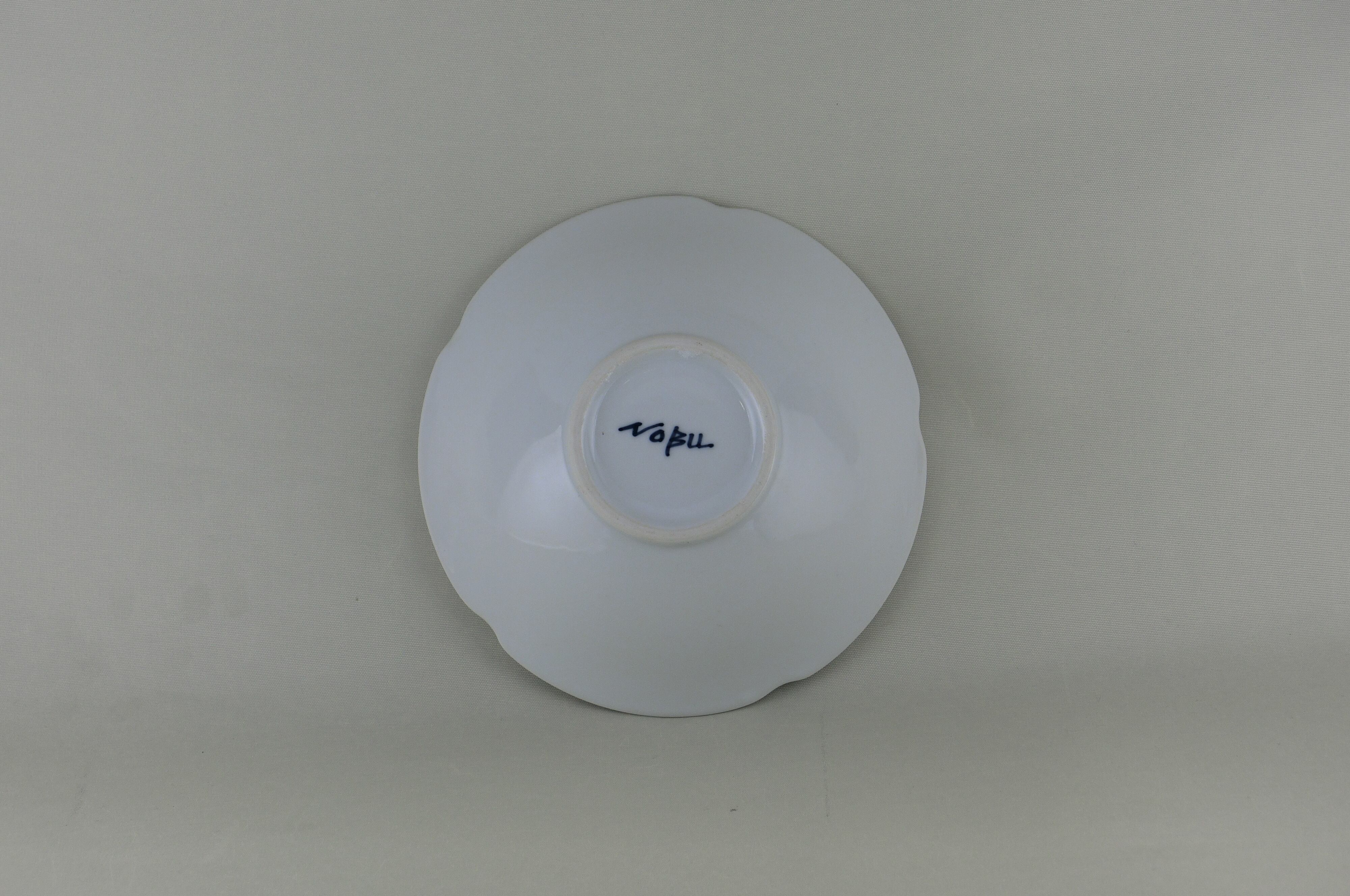 変魚シリーズ　花型多用鉢