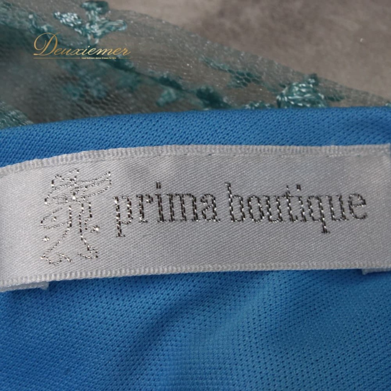 社交ダンス 衣装 prima boutique プリマブティック ドレス スタンダード ブルー系 ホワイト系 水色 白 フロート 長袖 スタンダードドレス レース スパンコール パーティドレス ダンスパーティー ステージ衣装 舞台衣装 発表会 きれいめ 上品 気品 エレガント かわいい 大人っぽい 華やか フロートスカート ライトブルー系 白系 レースドレス スパンコールドレス 長袖ドレス ロング丈 ワルツ タンゴ 社交ダンス衣装セットアップ風 発表会衣装 ステージドレス パーティー衣装 大人可愛い