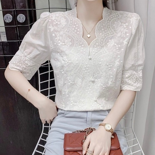 レディース シャツ ブラウス パフスリーブ シホンシャツ 5分袖 春 夏 秋 シンプル 可愛い 大人かっこいい 大人女子 カジュアル シック 清潔感 上品 女性 女の子 ナチュラル系 女子 美人 美女 可愛い オシャレ お洒落 人気 モデル 20代 30代 40代 S M L XL 2XL ホワイト 白 女子大生 学生 ママ 主婦 OL 通勤 通学 オフィス モテコーデ モテファッション お出かけ 旅行 買い物 飲み会 デート インスタグラム オルチャンファッション 韓国系 着回し アラサー アラフォー