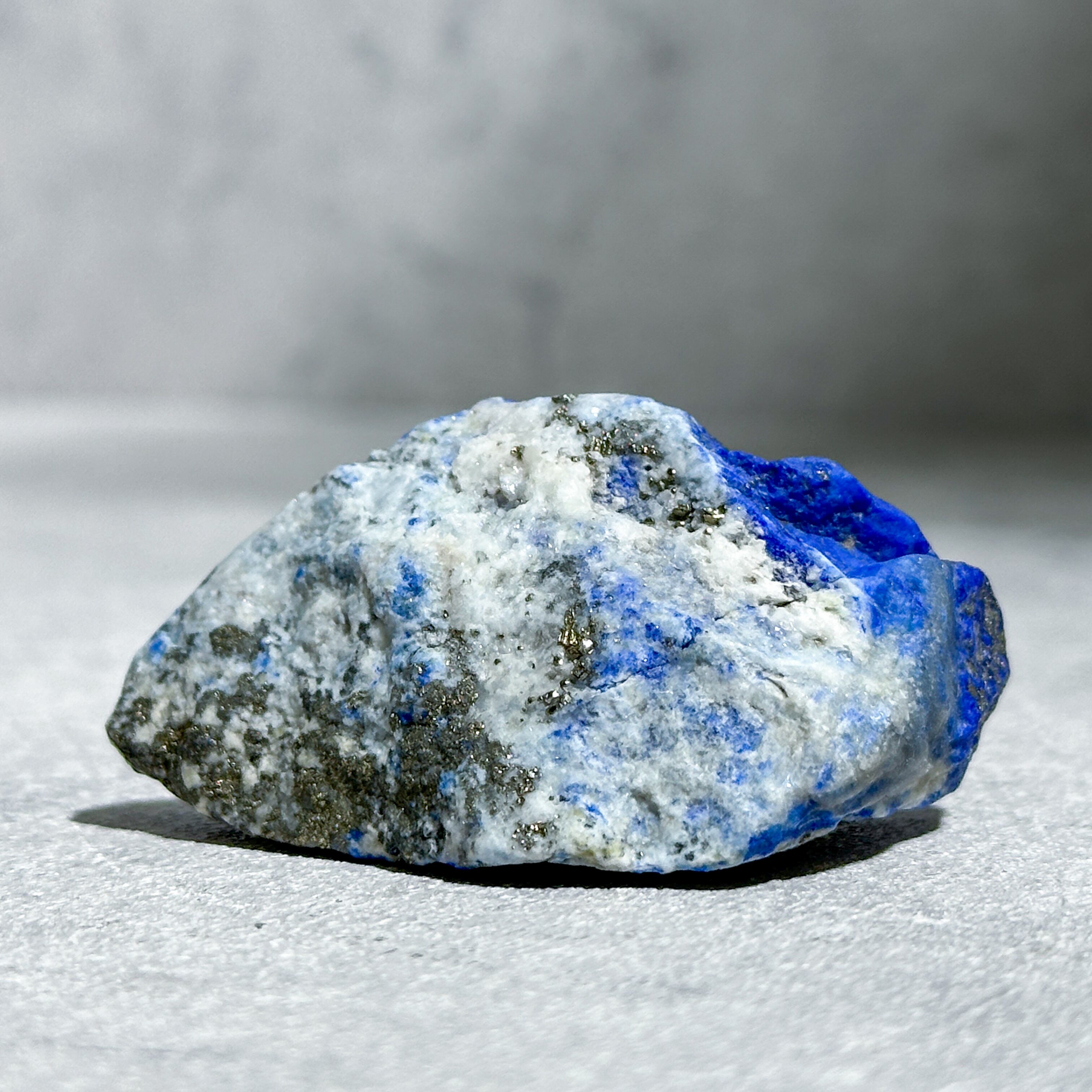 ラピスラズリ 原石 35◇Lapis Lazuli◇天然石・鉱物・パワーストーン